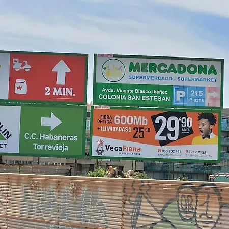 Holidays In Torreveja, شقة تورّيفيِخا